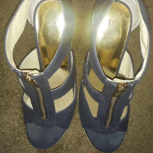 Michael kors wedges - Picture 4 of 5